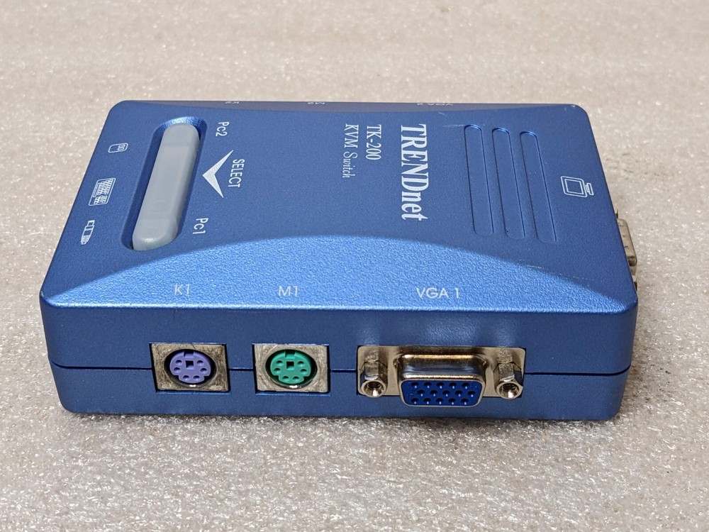 TRENDnet TK (TK200K) 2-Ports External KVM / audio switch PS/2 (T2)