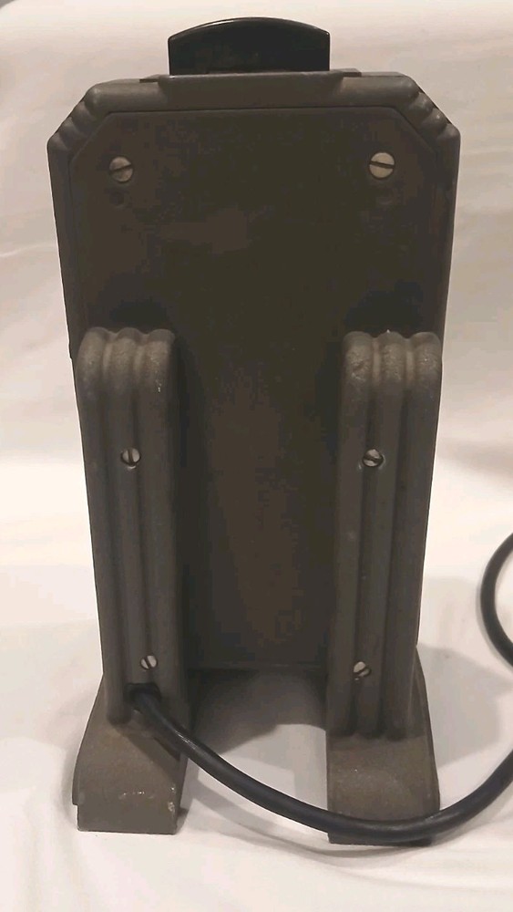 VINTAGE IBM TIME PUNCH CLOCK MACHINE DECOR WITH WORKING CLOCK ART DECO