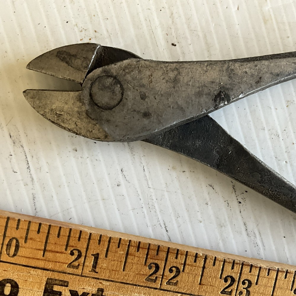 Vintage Diagonal Cutting Cutter Pliers Wire Side Tool