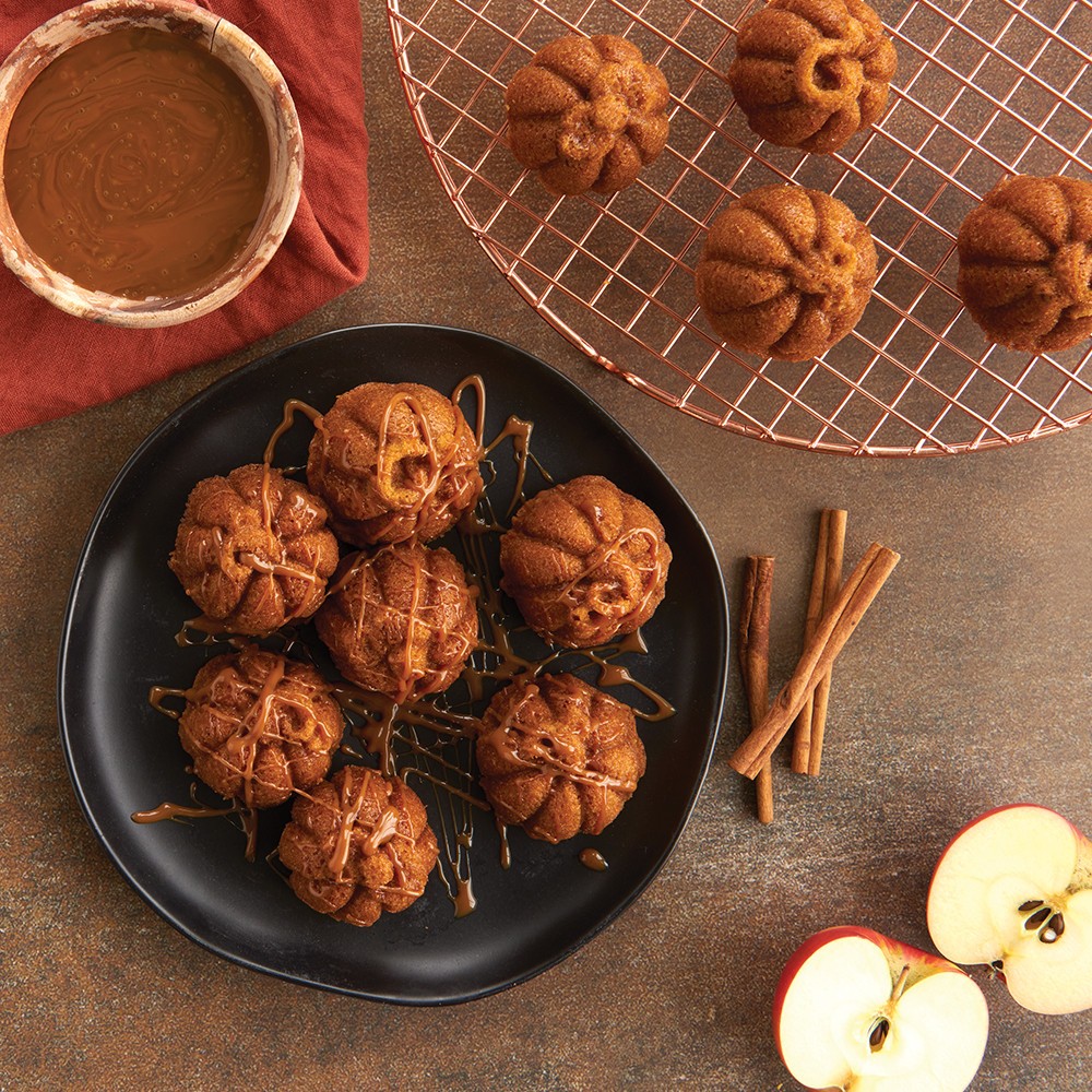 Nordic Ware Lil' Pumpkin Cakelets Pan