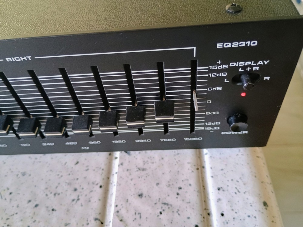 Numark EQ2310 Stereo Frequency Equalizer Tested and Working