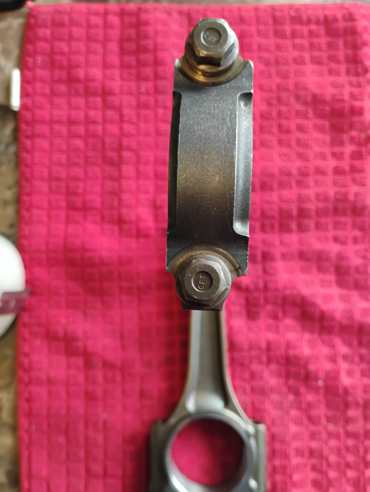 DODGE 6.1 OEM AUTHENTIC CONNECTING ROD MAGNUM CHALLENGER,CHRY 300 GRND CHEROKEE.