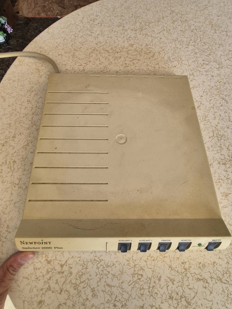 Newpoint Switcher 2000 Plus 6 Outlet Surge Protector TESTED WORKS