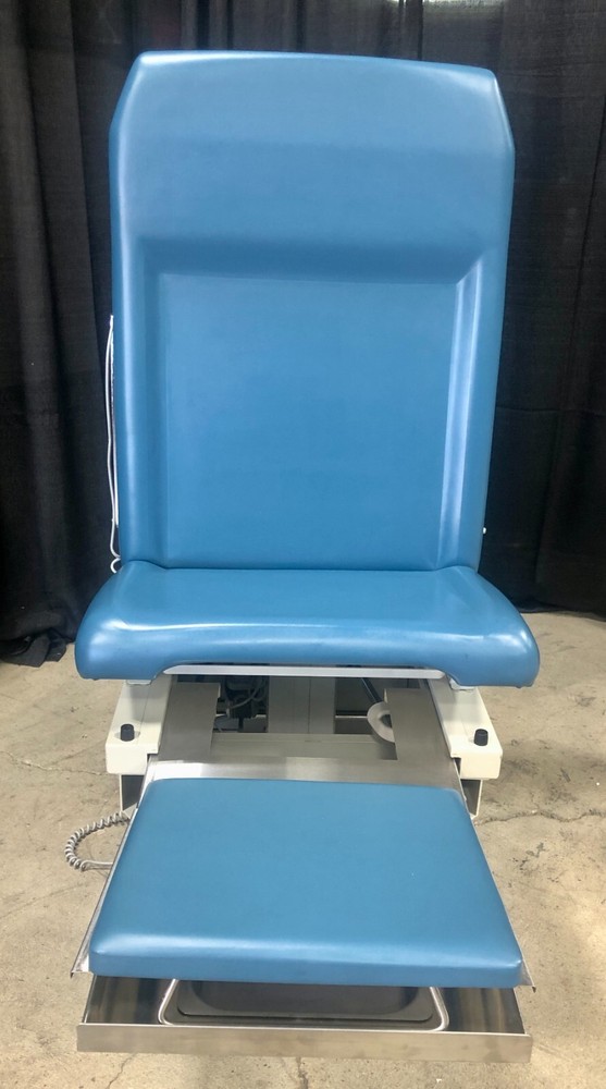 UMF 5060 Power Exam Table