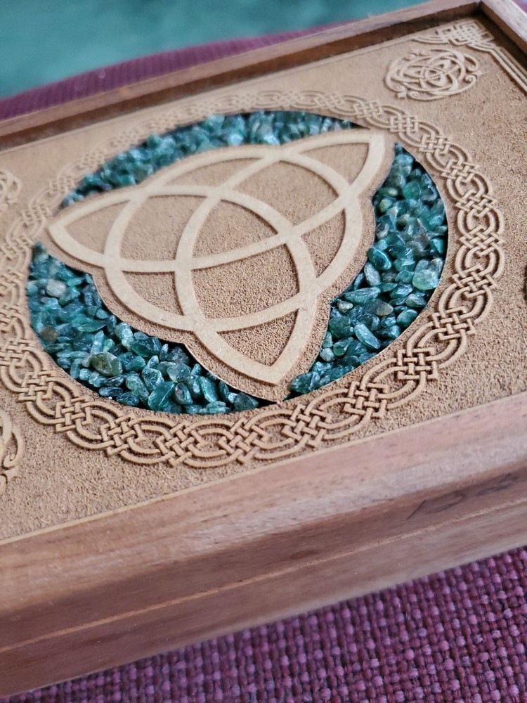 Original, creative Botanical Blessings Oracle Deck & Aventurine-trim Box