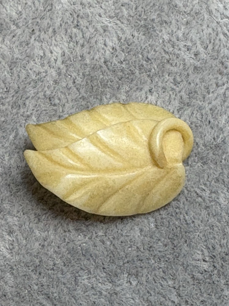 Vintage Celluloid Leaf Button by  Marion Weeber,  Realistic