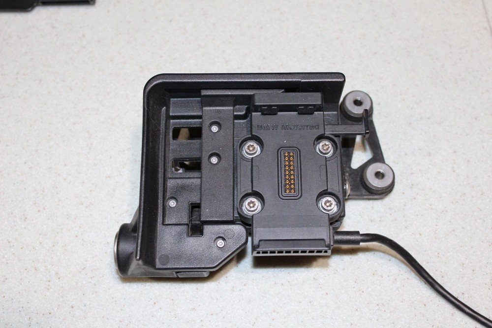 BMW Motorrad Navigation V (((Motorcycle navigation system)))