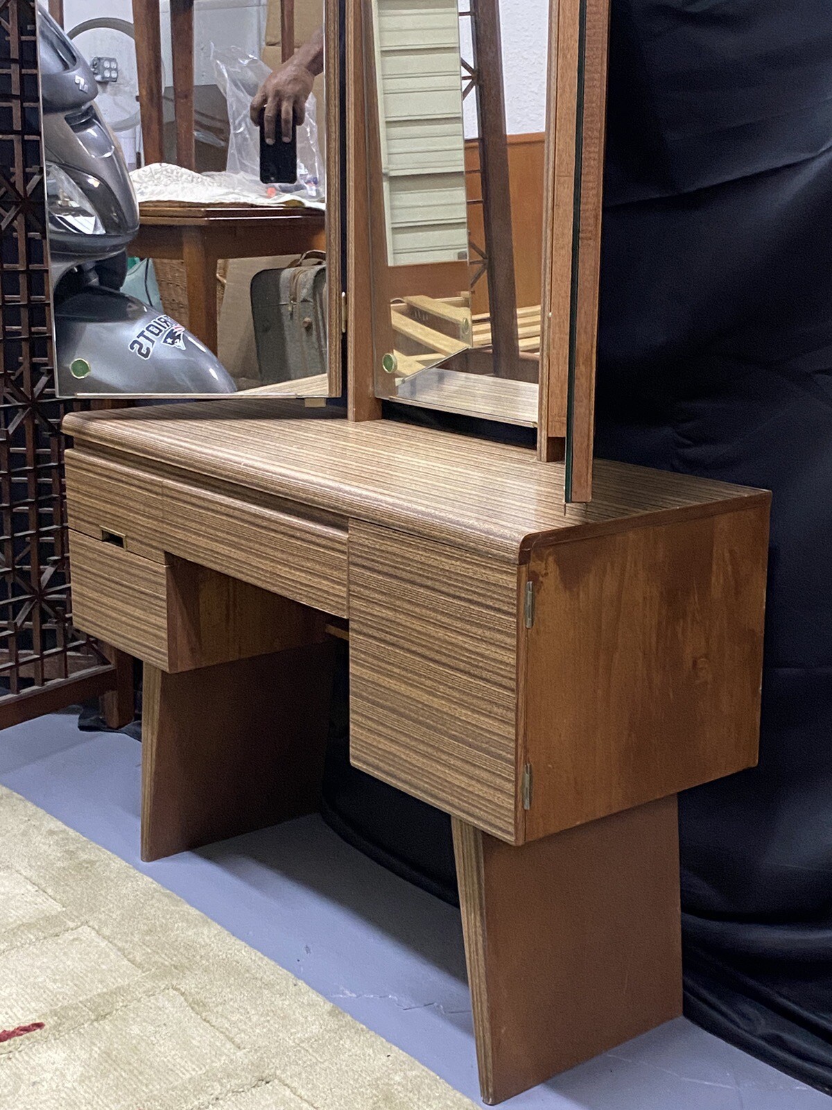 Vintage Japanese Women's Vanity Make Up