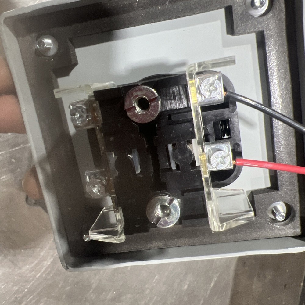 800T-FX2A1 AB BLACK PUSH-PULL UNIT With Enclosure Used Surplus