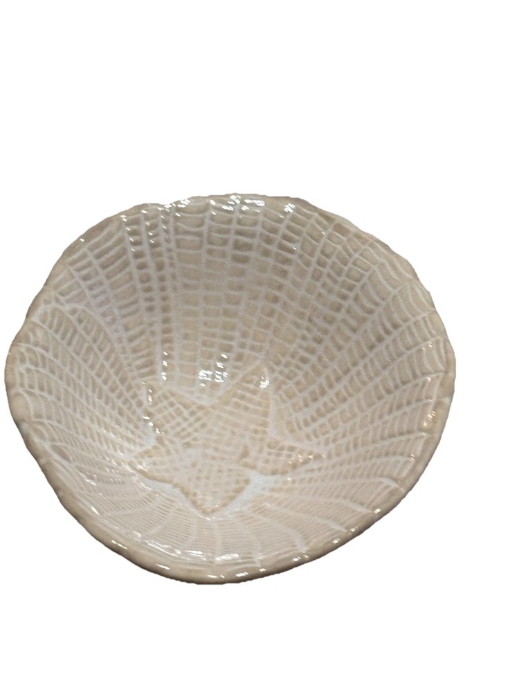Vintage Shell Multifunctional Bowl Unbranded Pre-loved