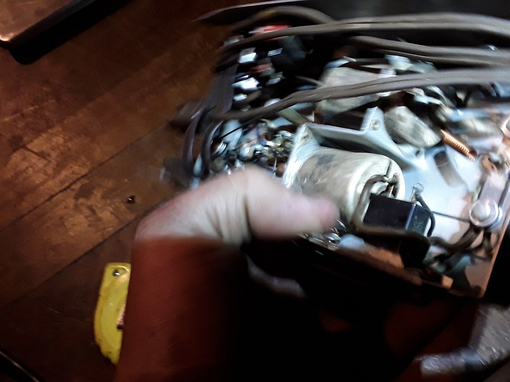 Small Antique Tuner Radio Chassis