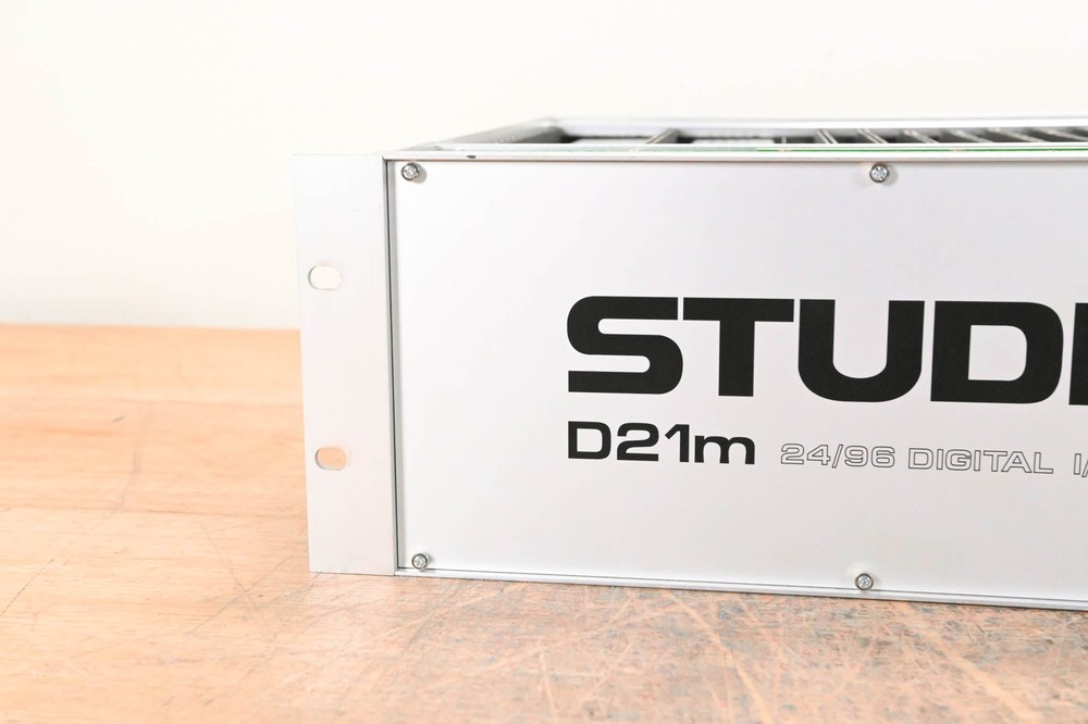 Studer D21m Modular I/O System with Madi HD Link Card CG01BZ5