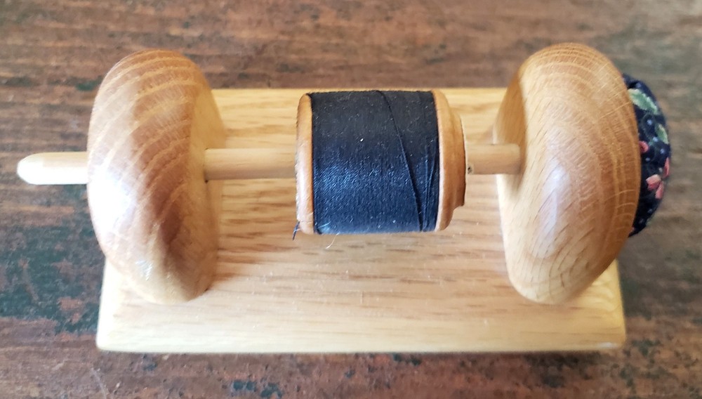Vintage Carol Armstrong Quilt Thread SPOOL HOLDER Designed For Thread CRAFTER
