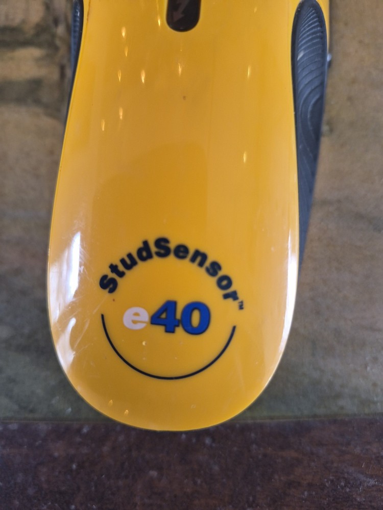 Zircon StudSensor e40 Stud Finder Edge Finding DeepScan LED AC Detection Yellow