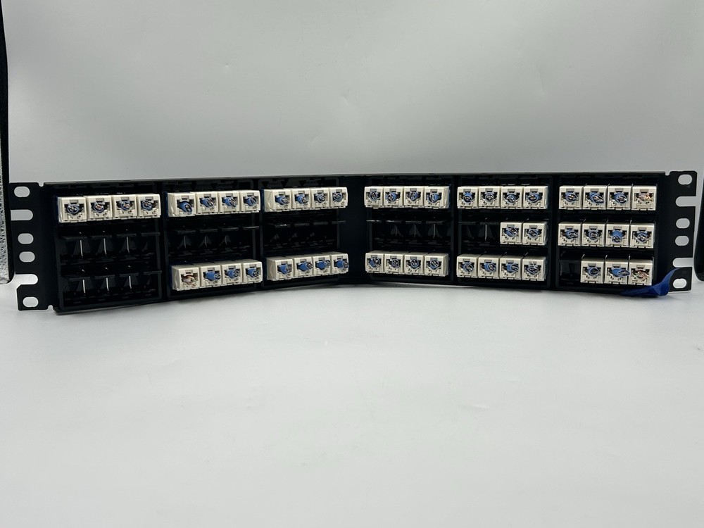 PANDUIT Mini-Com 72 Port Angled Cat 6 Patch Panel 2U CPPA72FMWBLY TX6A Modules