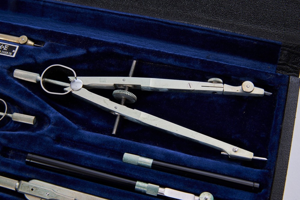 Rare Vintage Keuffel & Esser Co. Engineering Drafting Compass Set Original Case