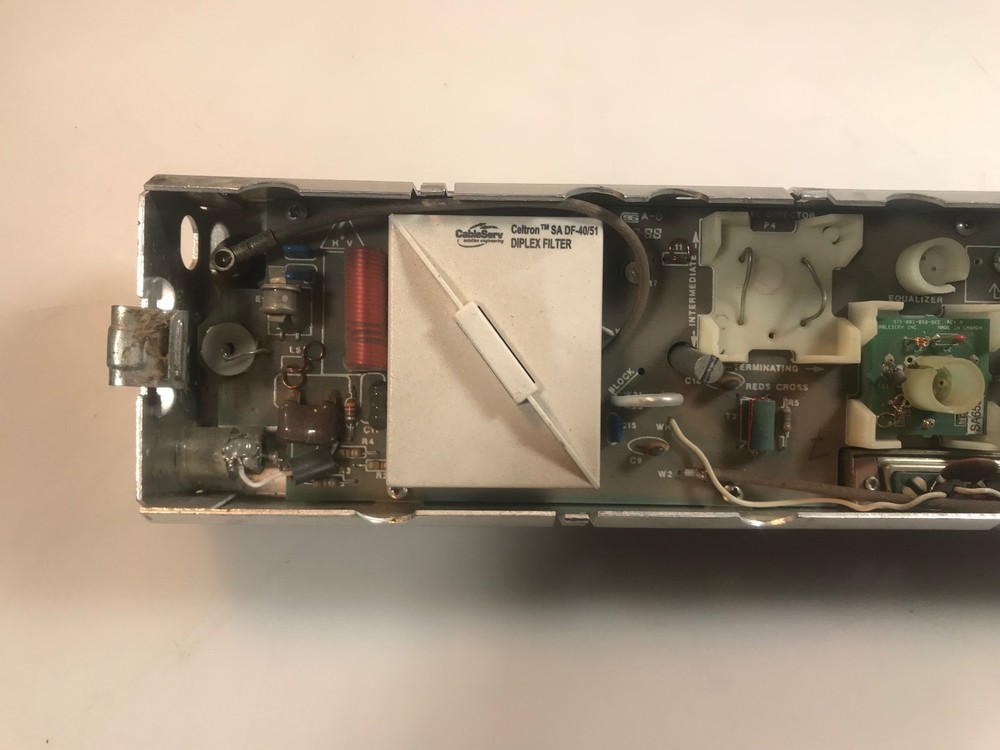 CABLESERV 824-388-288-OCE Amplifier