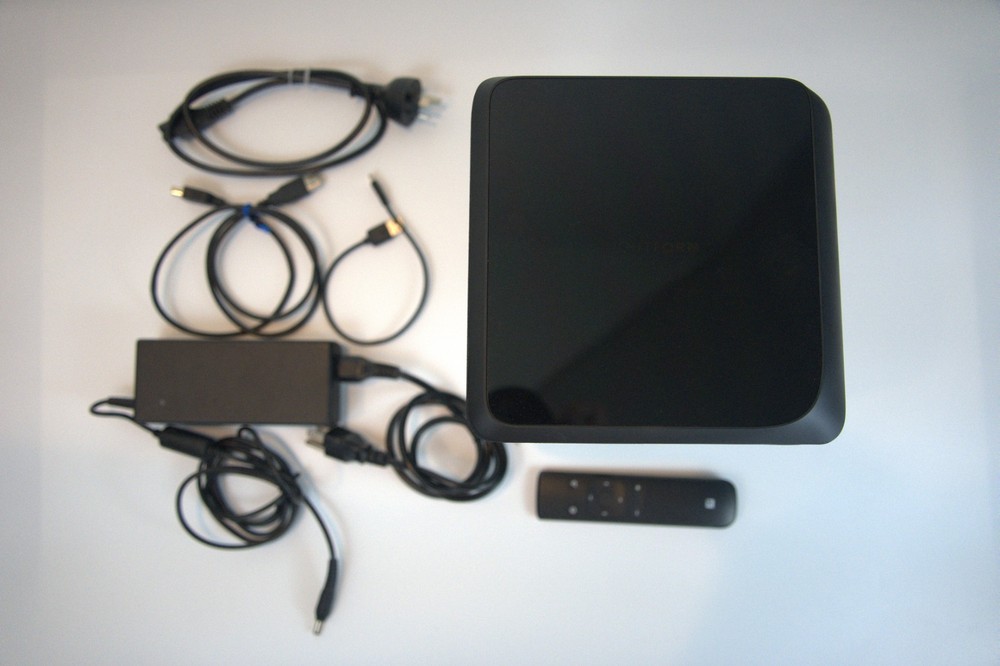 Lightform LF2 Desktop Projector Black