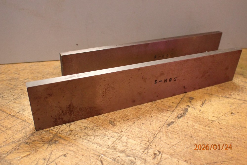 LOT TX61 PAIR OF MACHINIST SETUP PARALLEL BARS