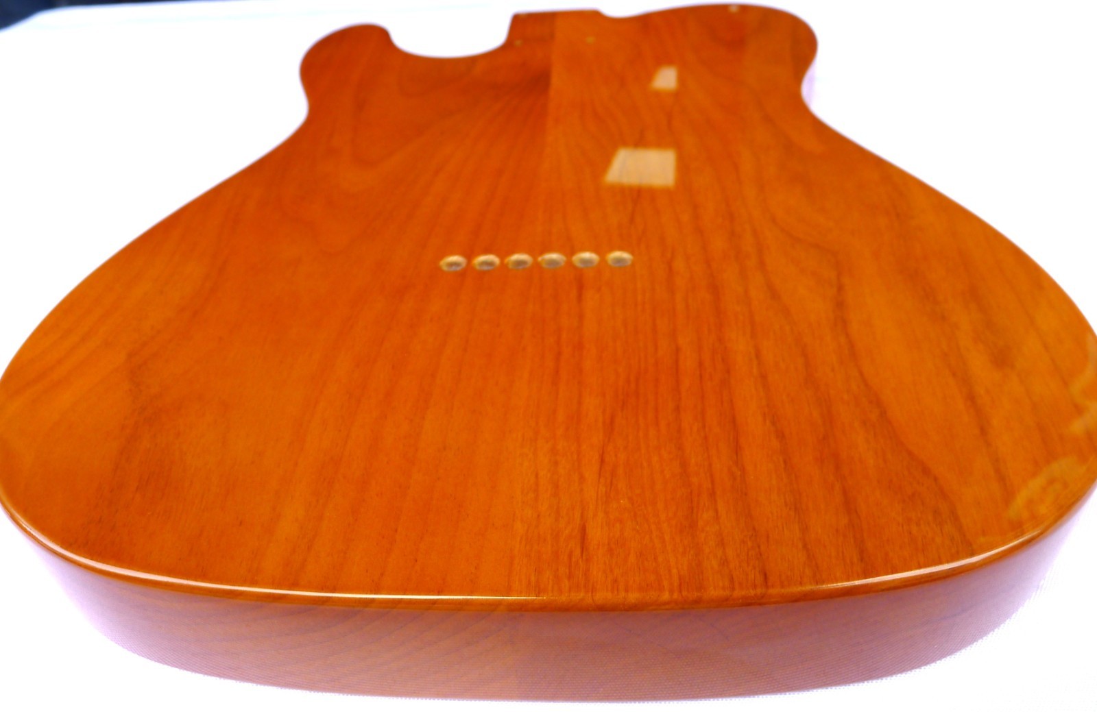 Tele Body 2 pcs Centre Joined North American Alder Trans Yellow Nitro ≦ 4.8Lbs