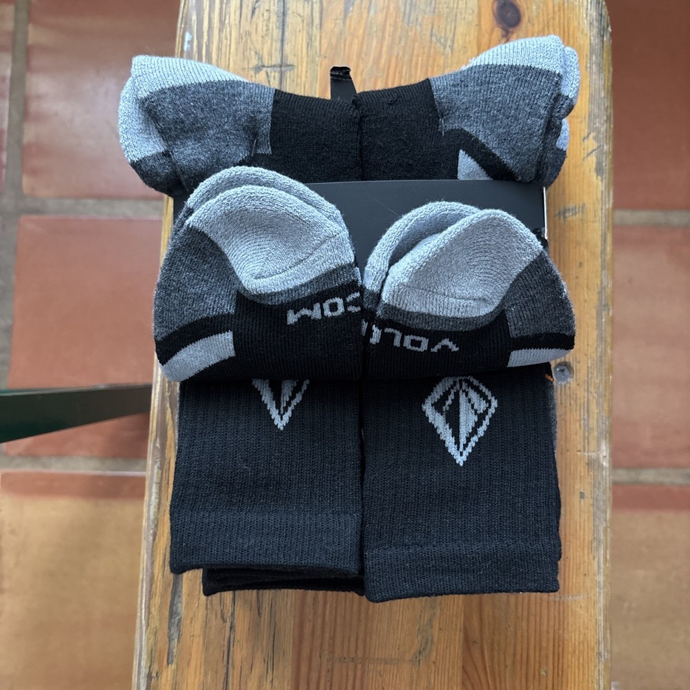 Volcom Mega 8-Pack Workwear - Crew Socks Size 6-12 Black - Damaged package