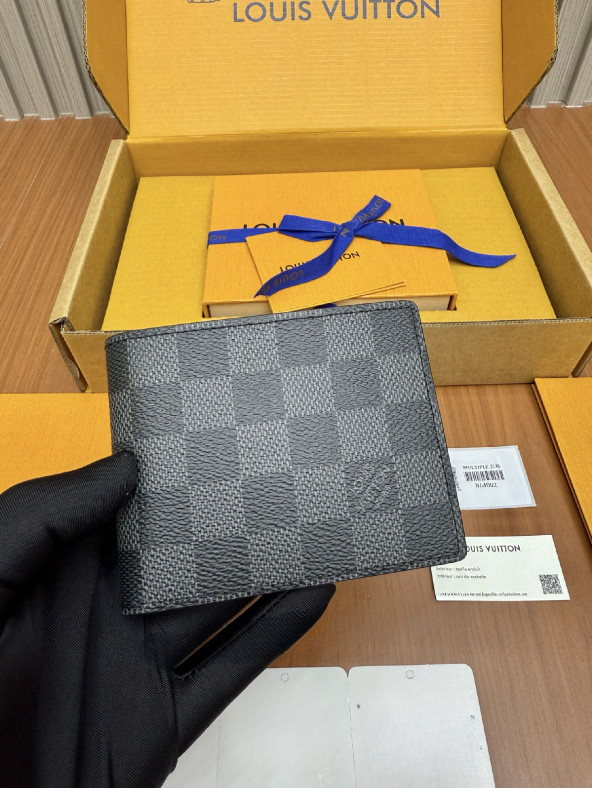 Louis Multiple Wallet Damier Graphite Canvas Bifold New