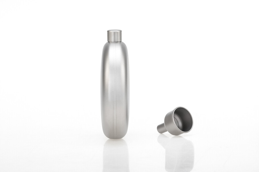 Keith Titanium Ti9302 Round Flask with Funnel - 5.0 fl oz (Shipped from USA)