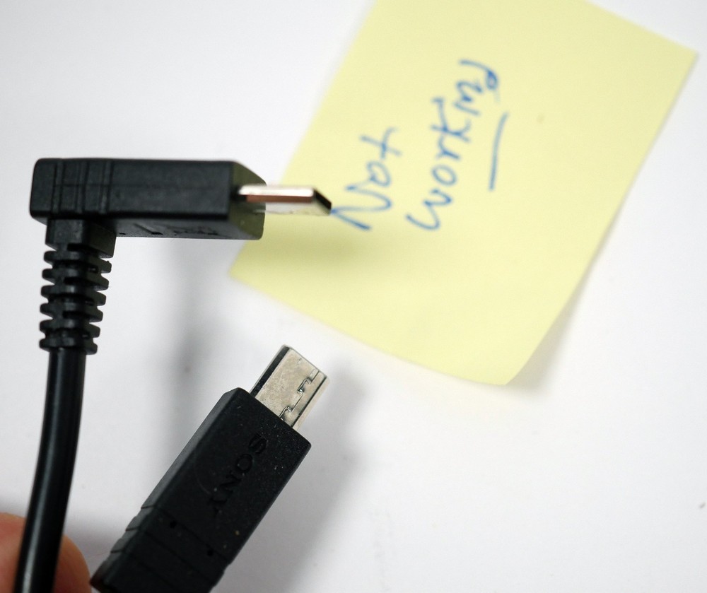 Sony VMC-MM2 Multiport Coiled Release Cable NOT WORKING