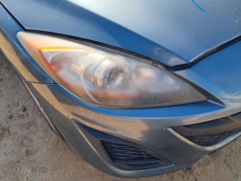 3 2011 Glove Box 5022351