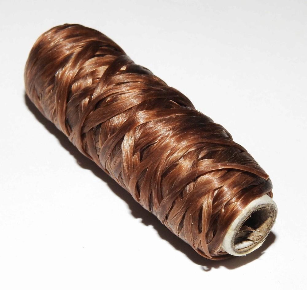 (1) Bobbin Natural Artificial Sinew - Sewing, Mountain Man