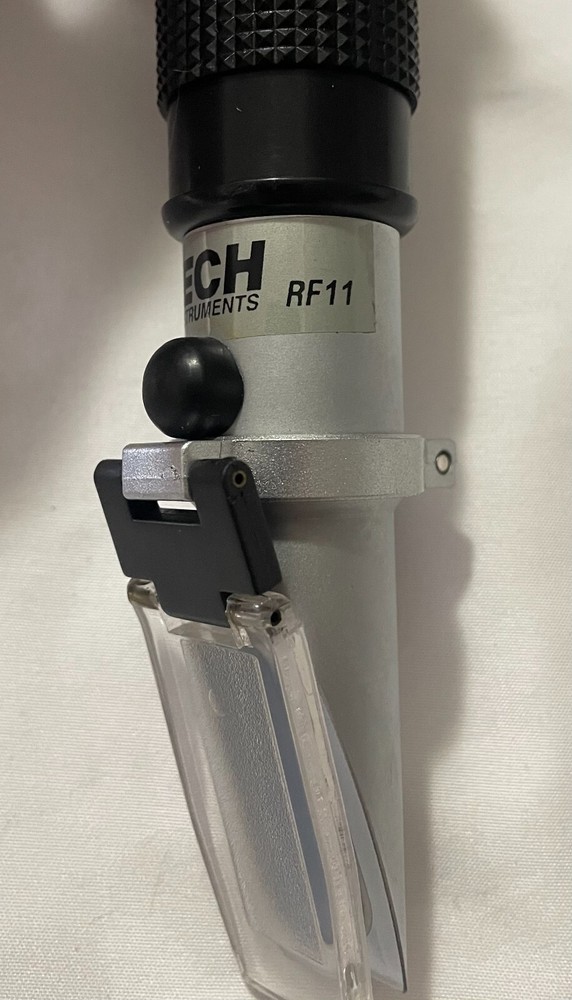 Extech Instruments RF11 Portable Refractometer w/Case