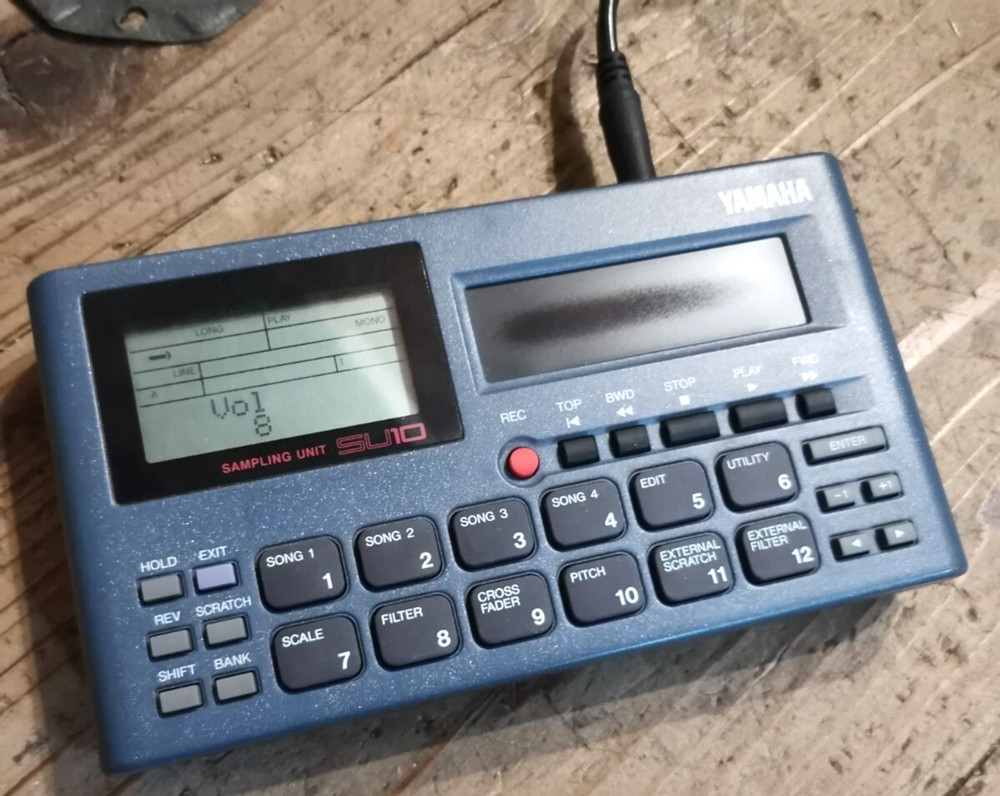 Junk Not Working YAMAHA SU10 Sampling Unit Sampler Synthesizer MIDI DTM