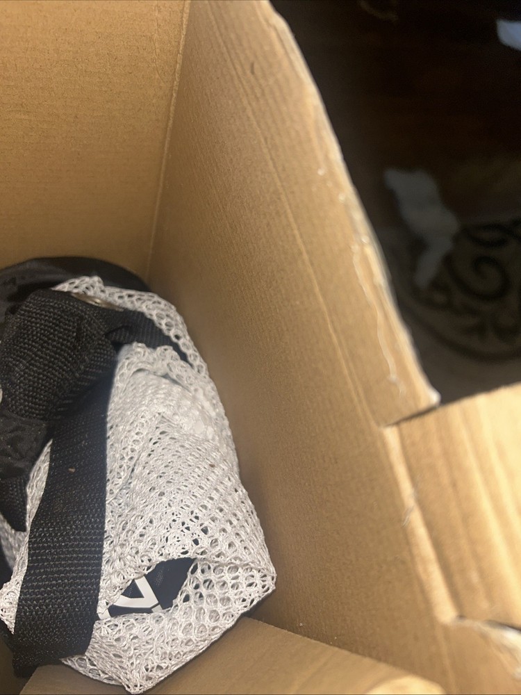 SKLZ Home Driving Range Kit Easy Setup Golf Range Set NEW Open Box