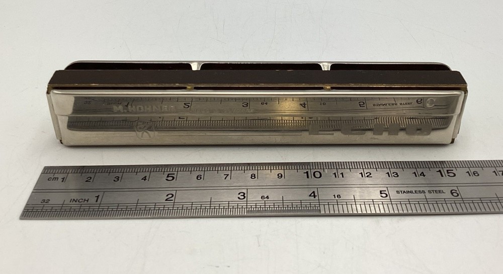 Hohner Echo Harmonica No 2409 With Original Green Vinyl Case (WH).