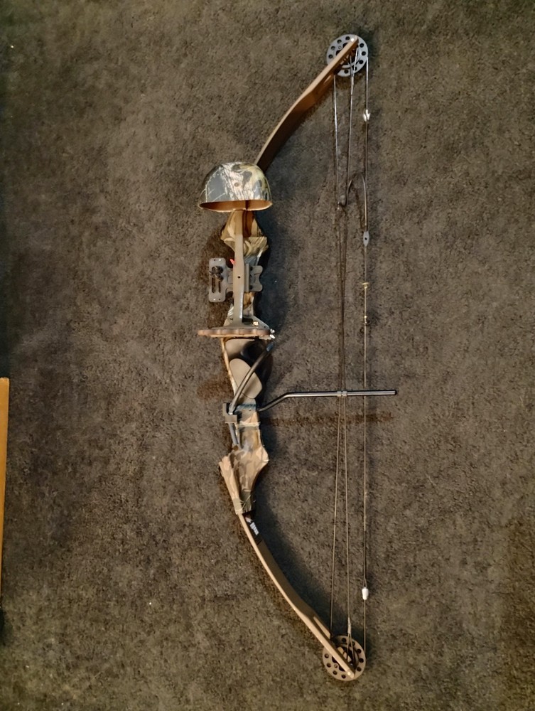 McPherson Mag 500 Compound Bow With Accessories 65# Left-Handed