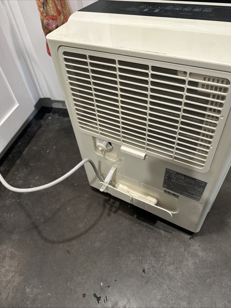 Aeric Clevast Di-humidifier