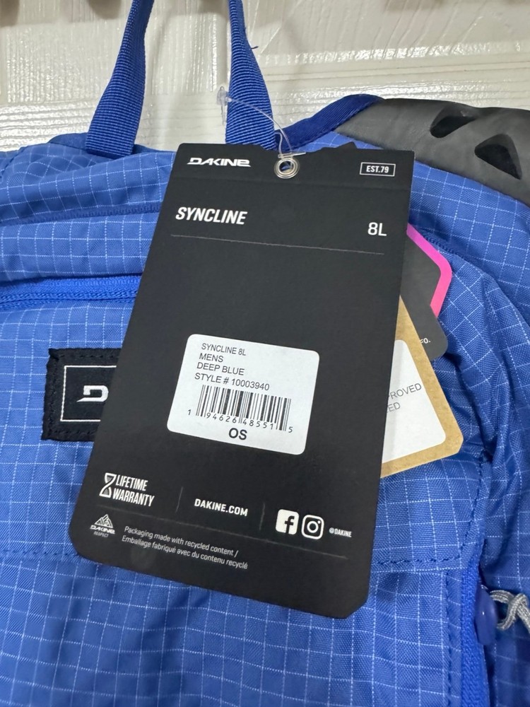 Dakine Syncline 8L Hydration Pack NWT