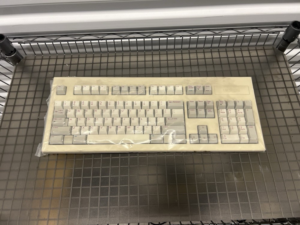 Hewlett Packard HP C1405B Computer Keyboard Red text PS2
