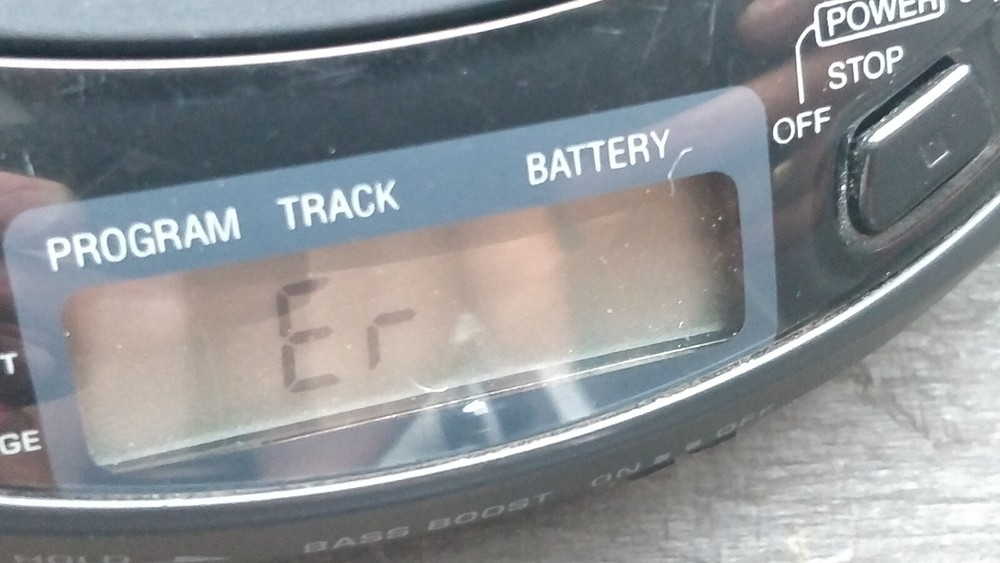 TAMASHI CD608 Portable CD Player Digital Audio Compact Disc Stereo - Error