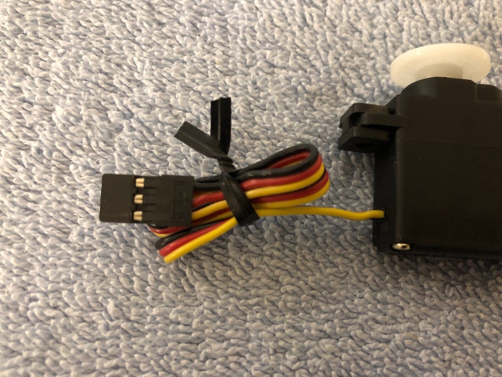 Hitec HS-81 Micro Servo