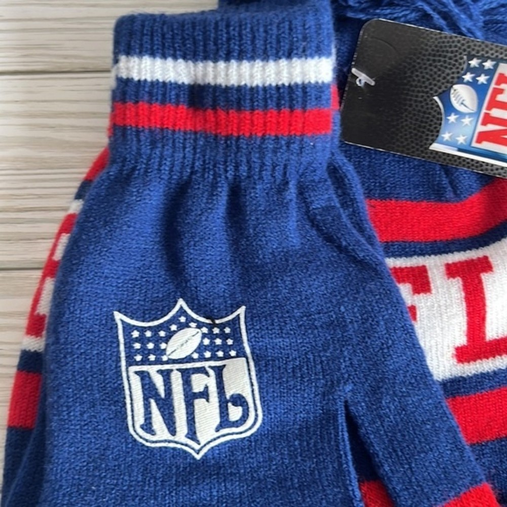 NFL Hat and Gloves Set Authentic NWT