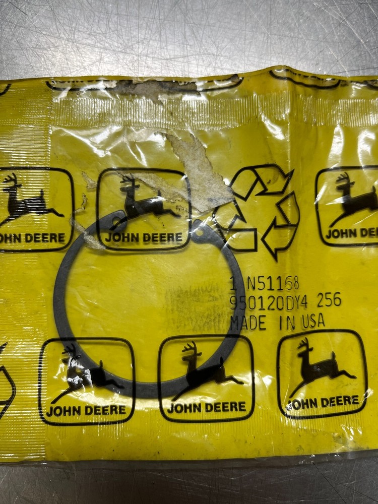 N51168   Genuine OEM  John Deere    SNAP RING