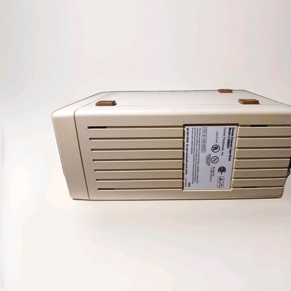 Conner External Tape Drive MS2000DAT 2 GB DAT Conner Peripherals, Inc