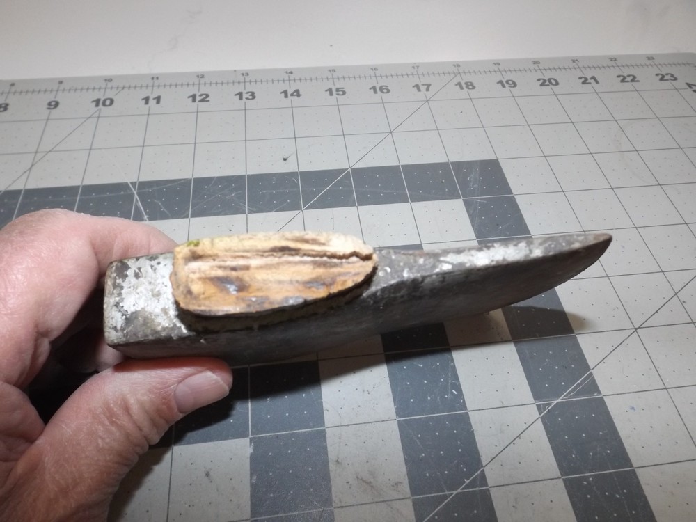 Vintage Unbranded Single Bit Hatchet Axe