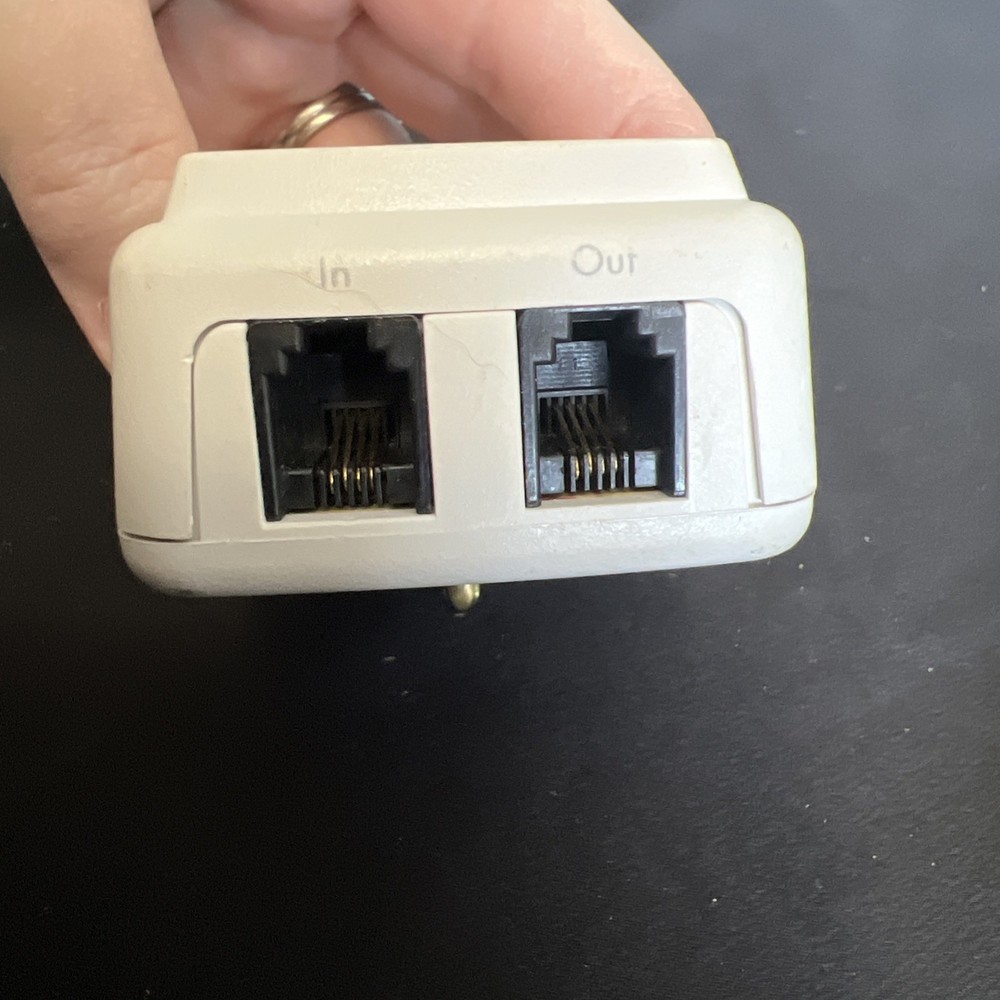 Radio Shack 61-2225 Notebook Computer Surge Protector