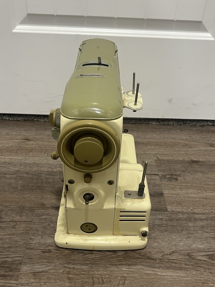 Vintage Bernina 530-2 Sewing Machine - Machine Only READ
