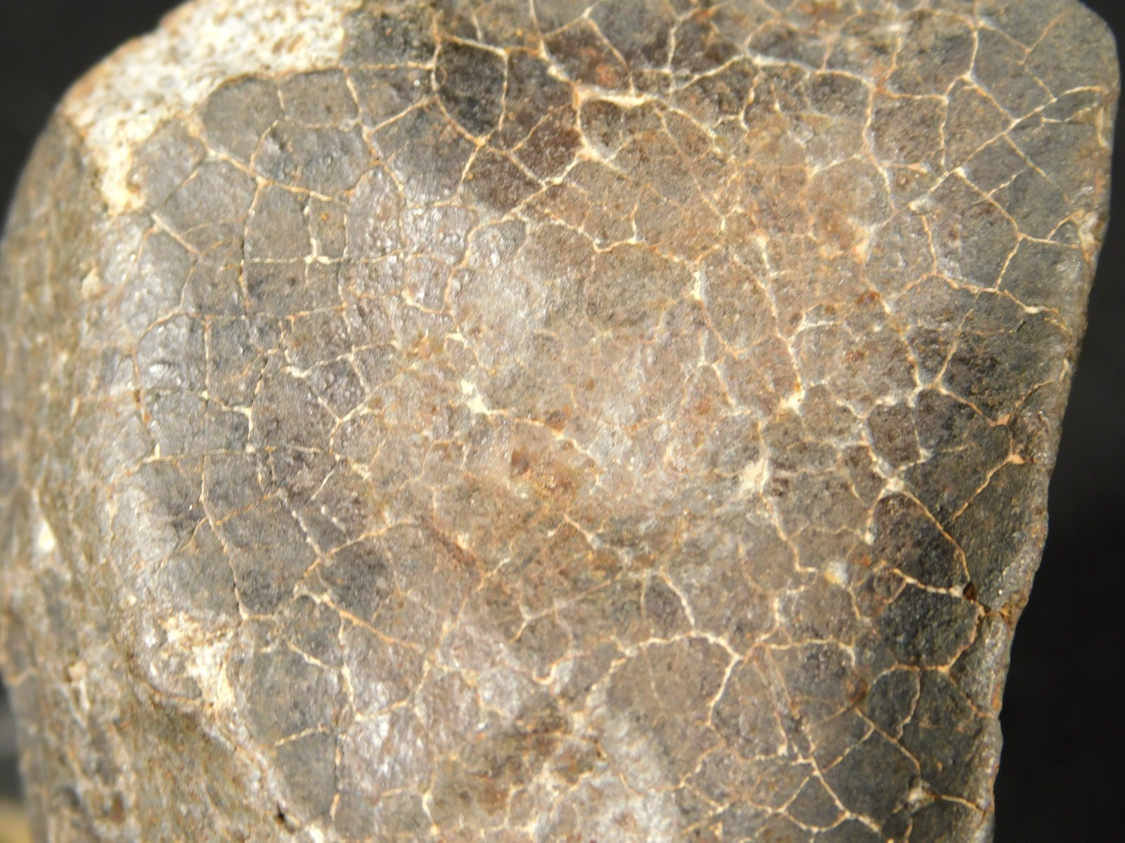 H6 Stony METEORITE Regmaglypts DARK Fusion Crust and Contraction CRACKS! 138gr