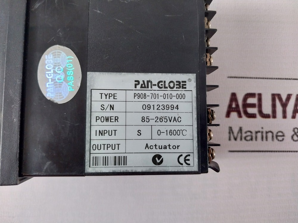 Pan-Globe P908-701-010-000 Temperature Controller 85-265VAC Actuator