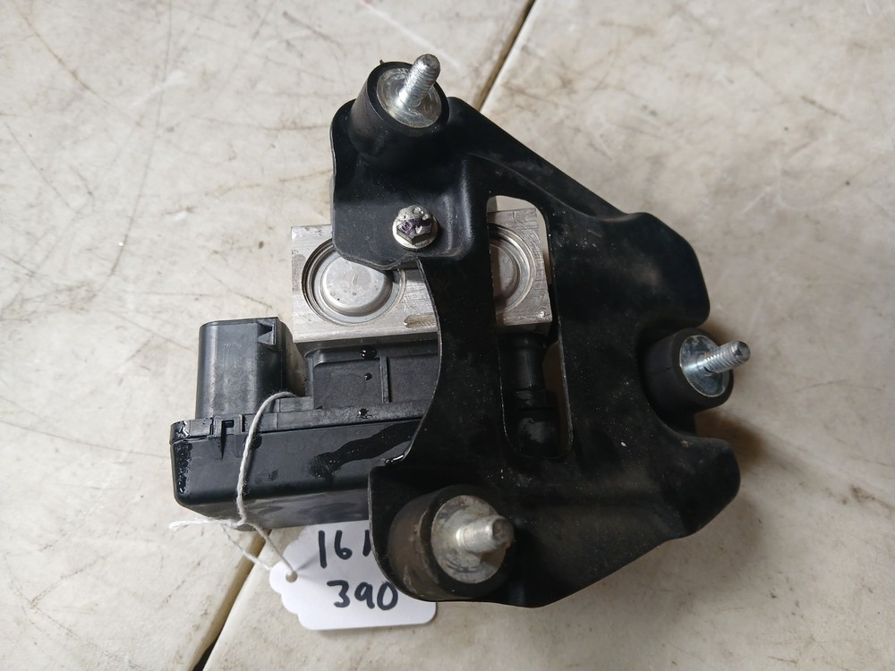 14-16 KTM 390 DUKE ABS PUMP UNIT MODULE