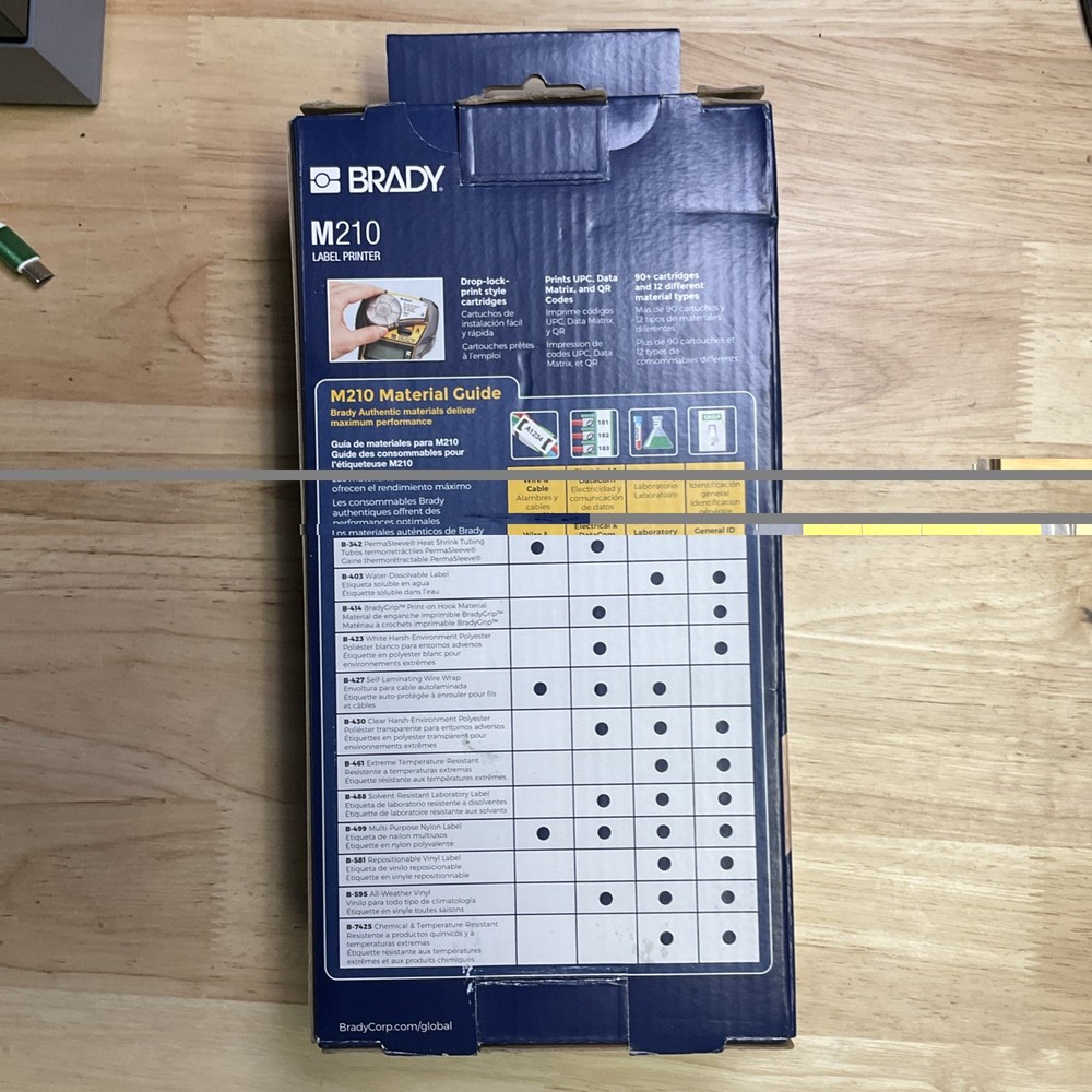 Brady M210 Handheld Label Maker - Black/Yellow